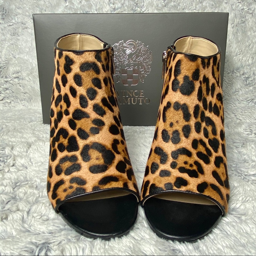 Vince Camuto
Berlia Sandal Pump 7M